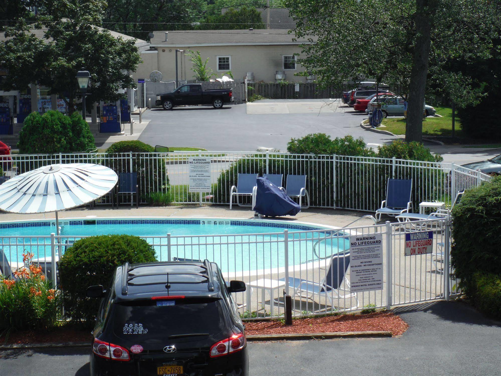 The Springs Motel Saratoga Springs Exterior foto